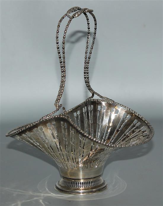 George V silver basket (handle a.f.)